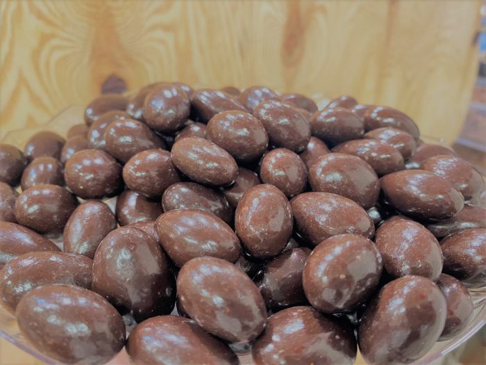 Mandorle tostate ricoperte al cioccolato AL LATTE